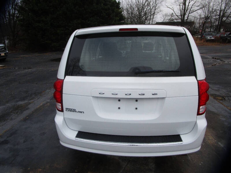 2015 Dodge Grand Caravan American Value Package