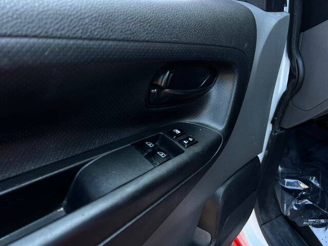 2021 Nissan NV200 SV