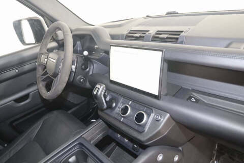 2023 Land Rover Defender 110 V8