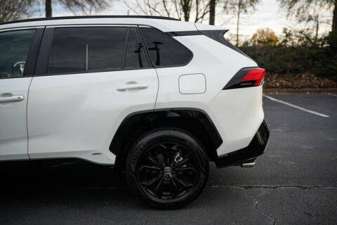 2022 Toyota RAV4 Hybrid SE