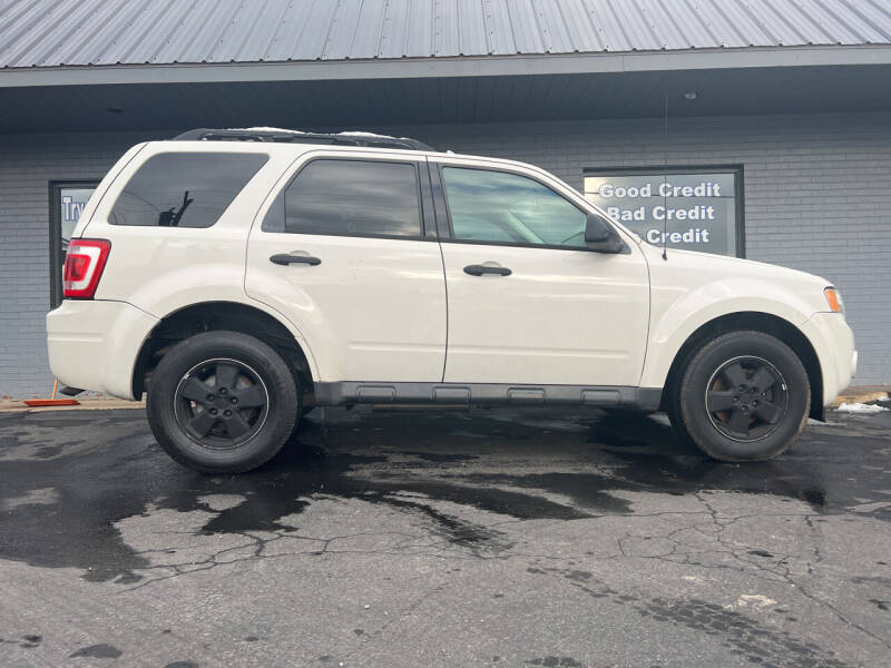 2010 Ford Escape for sale at Auto Credit Connection LLC in Uniontown PA