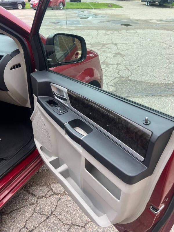 2010 Dodge Grand Caravan Crew