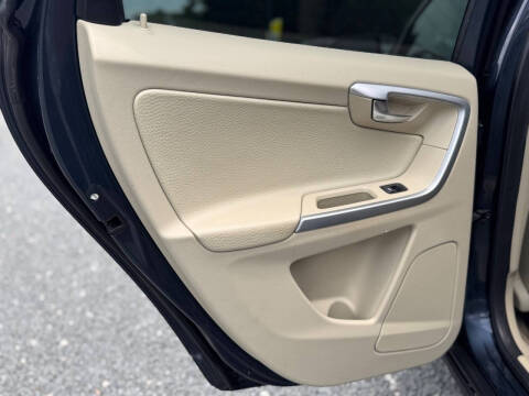 2012 Volvo XC60 3.2 Premier
