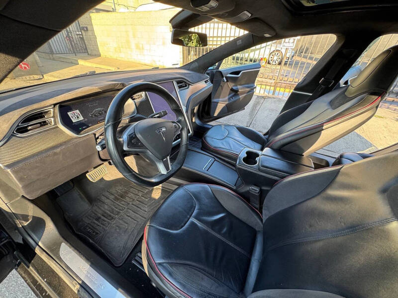 2016 Tesla Model S 90D