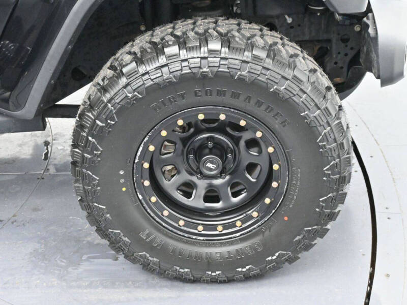 2021 Jeep Gladiator Willys