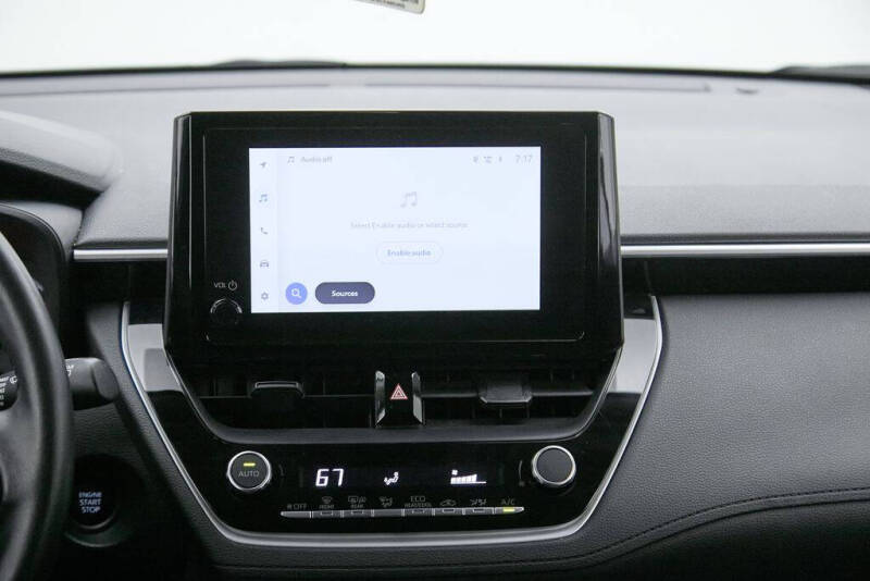 2025 Toyota Corolla Cross LE