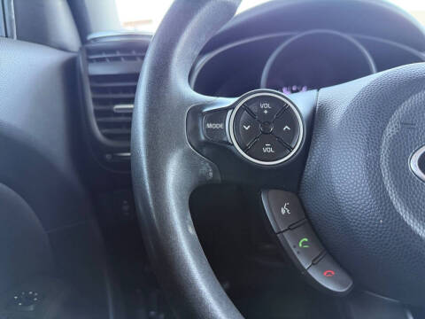 2016 Kia Soul +