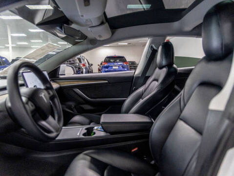 2021 Tesla Model 3 Standard Range Plus