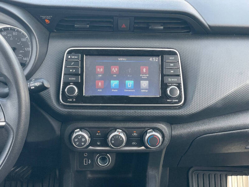 2021 Nissan Kicks S