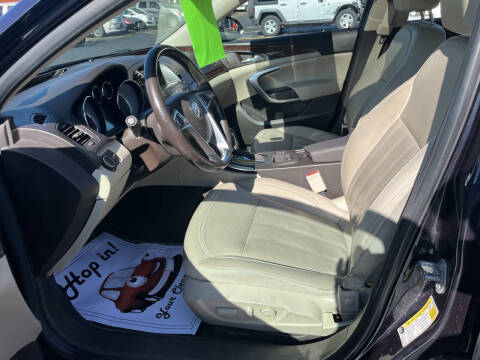 2013 Buick Regal Premium 1