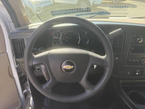 2017 Chevrolet Express 2500