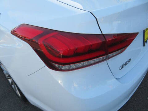 2015 Hyundai Genesis