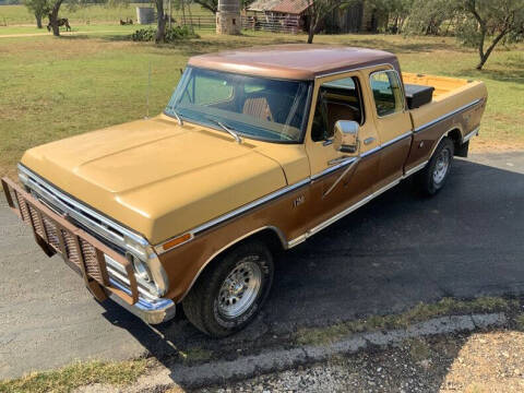 1975 Ford F-250