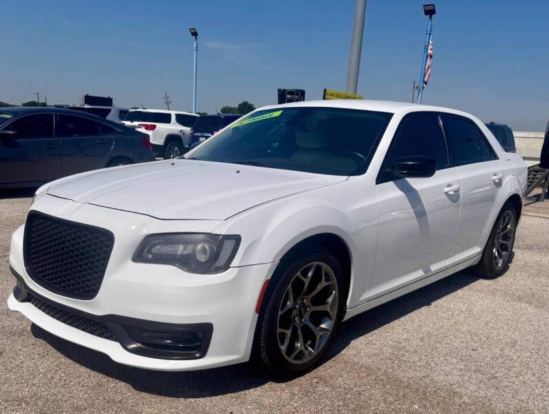 2018 Chrysler 300 Touring
