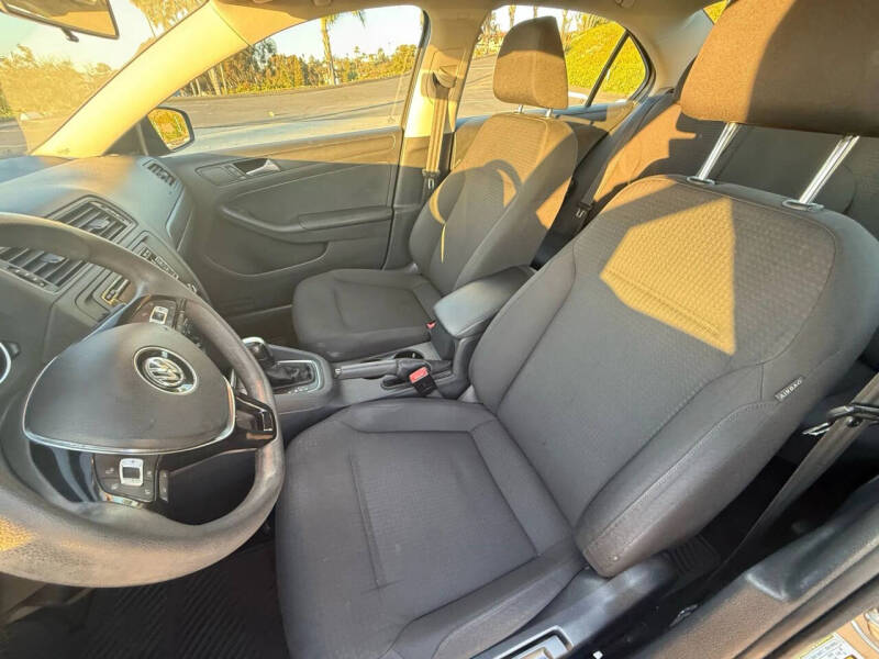 2015 Volkswagen Jetta