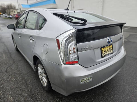 2013 Toyota Prius Plug-in Hybrid Advanced