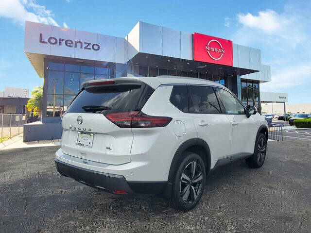 2025 Nissan Rogue SL