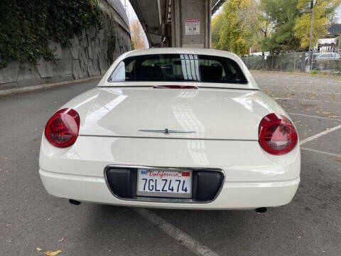 2002 Ford Thunderbird Deluxe