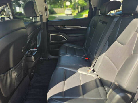 2022 Kia Telluride LX