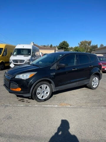 2015 Ford Escape for sale at Gateway Motors in Hayward CA