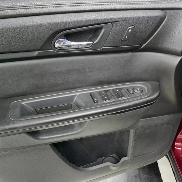 2015 GMC Acadia SLE-2