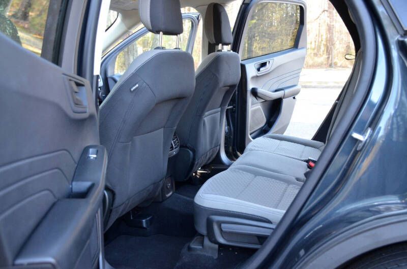 2022 Ford Escape SE