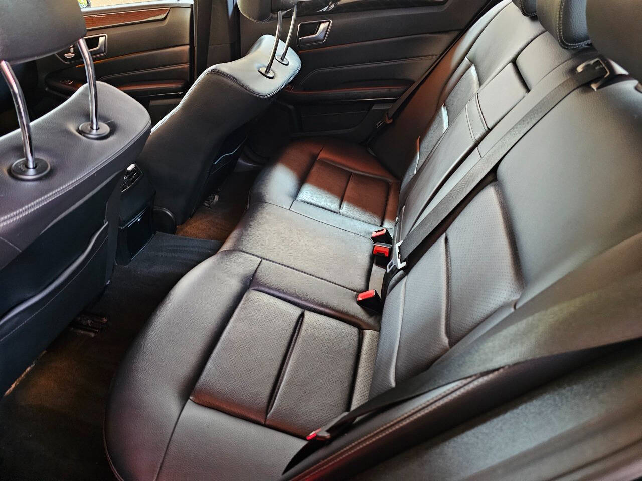 2016 Mercedes-Benz E-Class 22