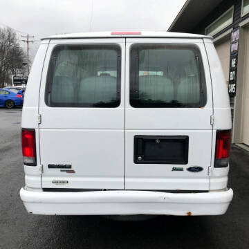 2013 Ford E-Series E-150