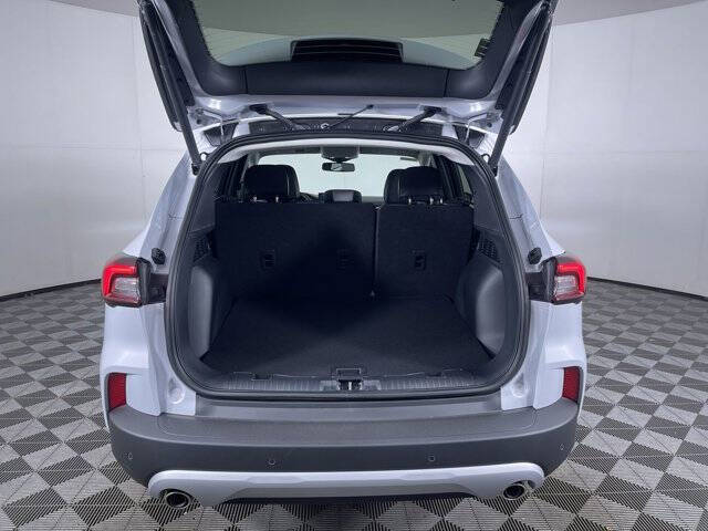 2026 Ford Escape Hybrid Platinum