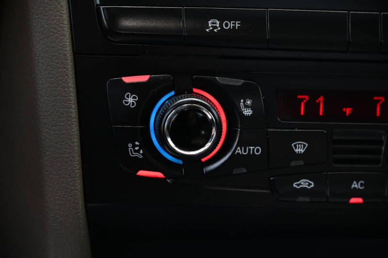 2011 Audi A5 2.0T quattro Prestige