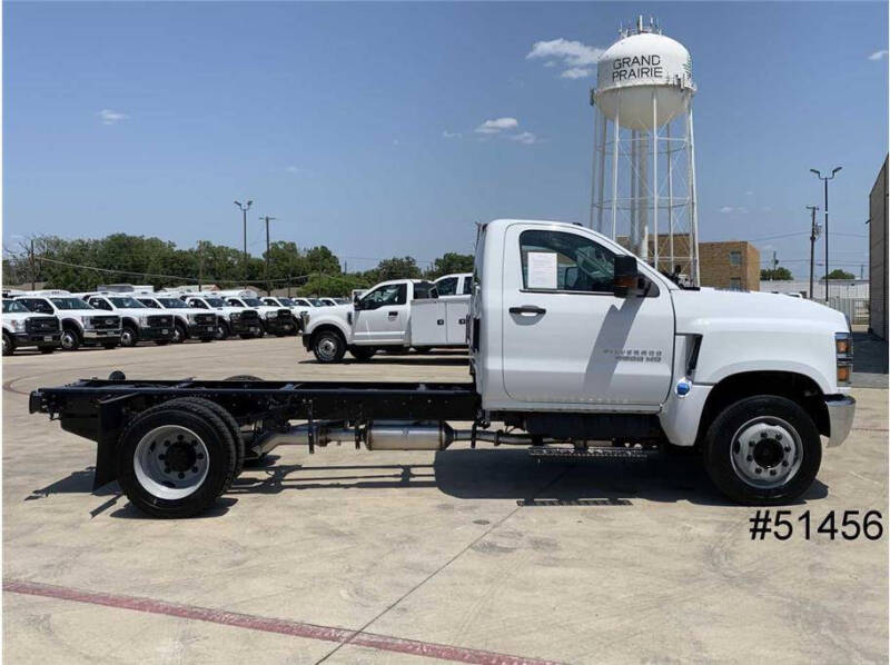 2023 Chevrolet Silverado 5500HD