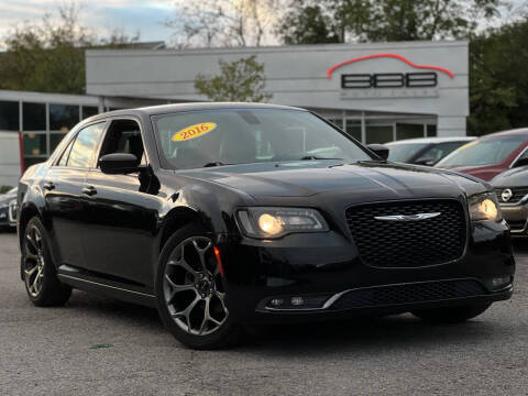 2016 Chrysler 300 for sale at BBB AUTO SALES in Nashville TN