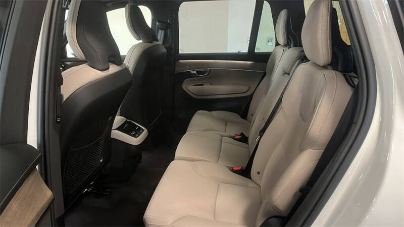 2026 Volvo XC90 B6 Plus 7P