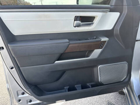 2025 Toyota Sequoia Capstone