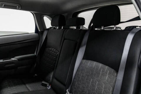 2023 Mitsubishi Outlander Sport LE