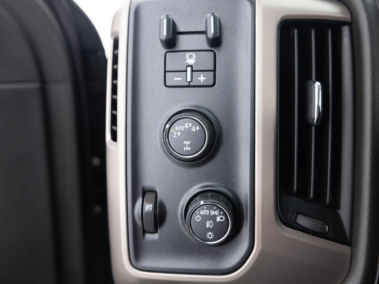 Used Car 2017 Gmc Sierra 1500  Denali 4x4 4dr Crew Cab 5.8 Ft. Sb For Sale Under $35,000 In Coal City, Illinois