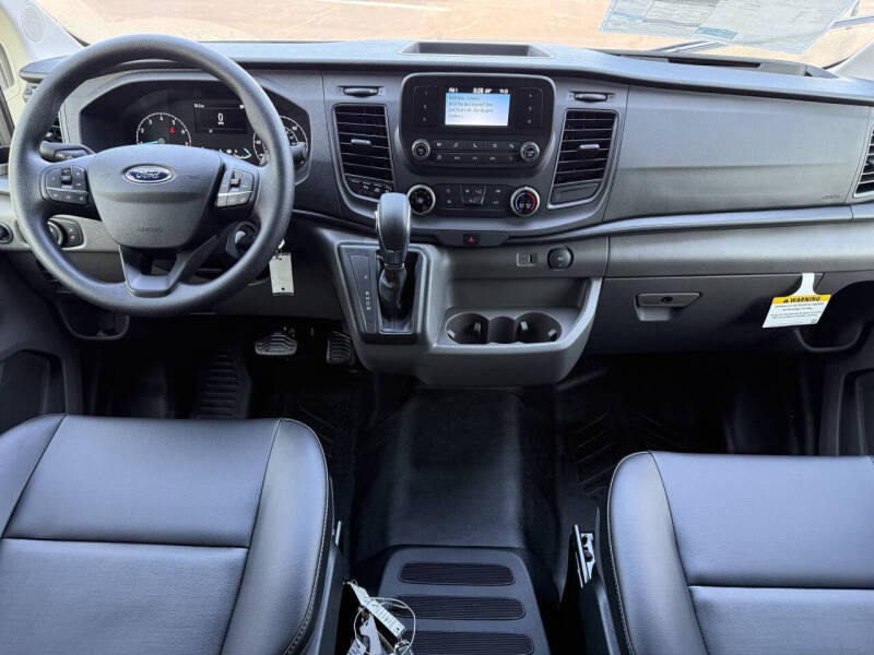 2025 Ford Transit