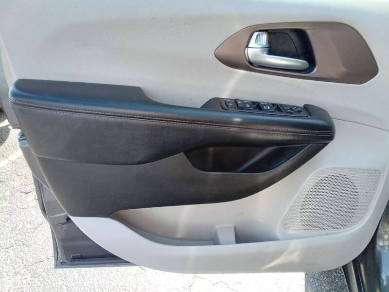 2018 Chrysler Pacifica Touring L