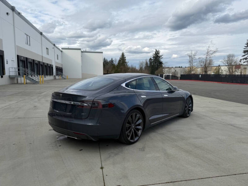2016 Tesla Model S 85D