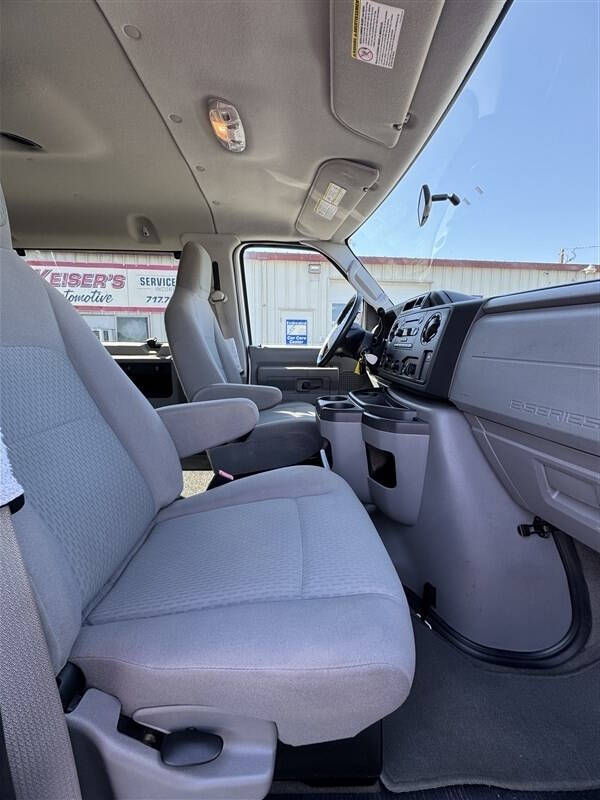 2011 Ford E-Series