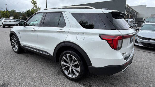 2025 Ford Explorer Platinum
