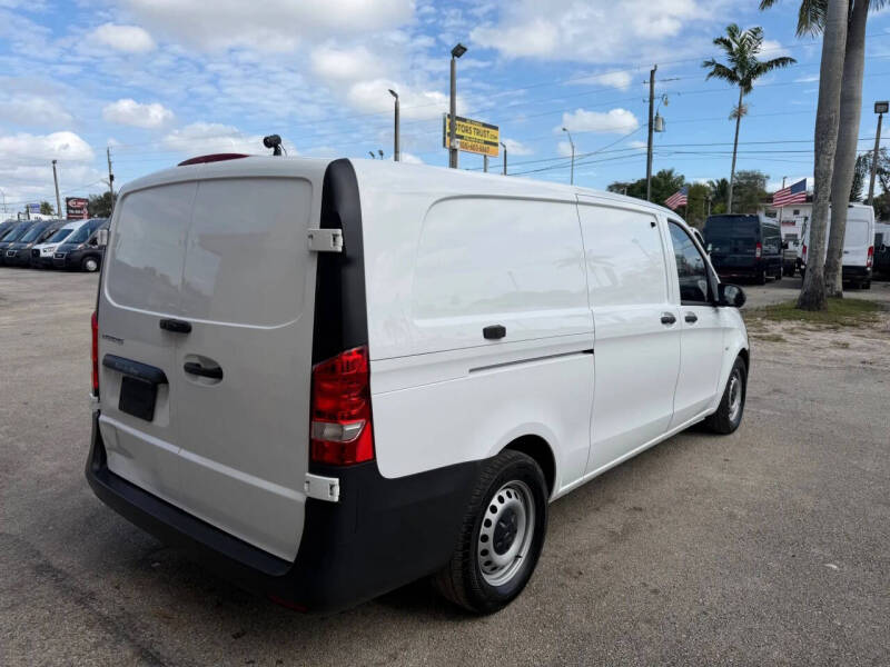 2023 Mercedes-Benz Metris Cargo