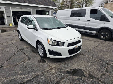 2016 Chevrolet Sonic LS Auto
