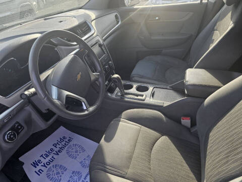 2017 Chevrolet Traverse LT