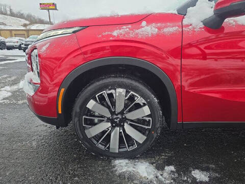 2026 Mitsubishi Outlander SE