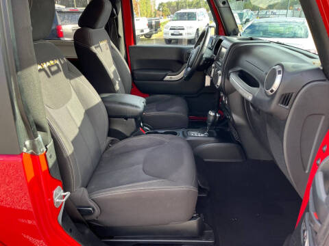 2013 Jeep Wrangler Sahara