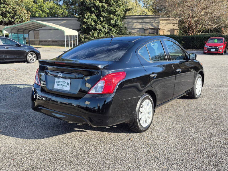 2017 Nissan Versa 1.6 S Plus