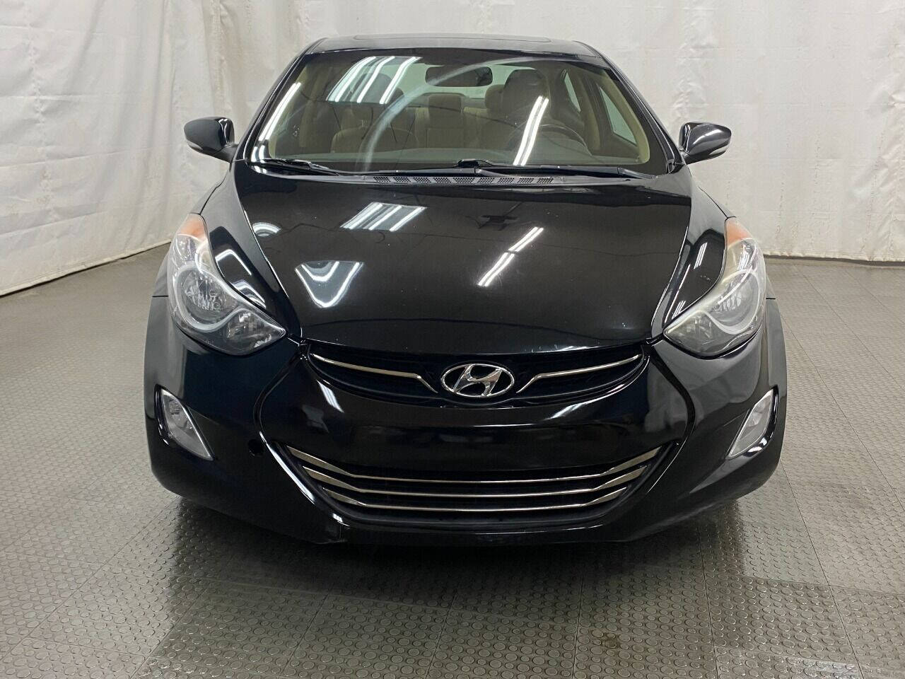 2012 Hyundai Elantra Limited 4dr Sedan - Black exterior view 3