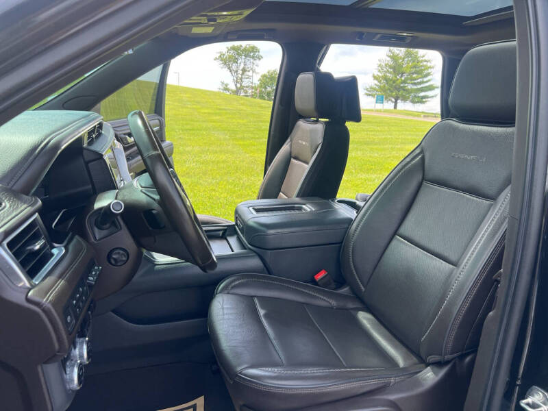 2022 GMC Yukon Denali