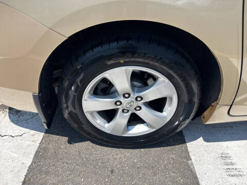 2013 Toyota Sienna